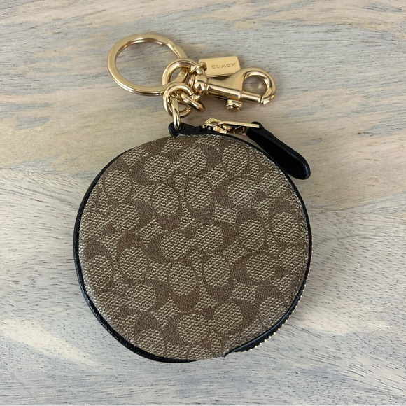 Coach x Jean Michel Basquiat Circular Coin Pouch In Signature Canvas, NWT - Picture 4 of 7